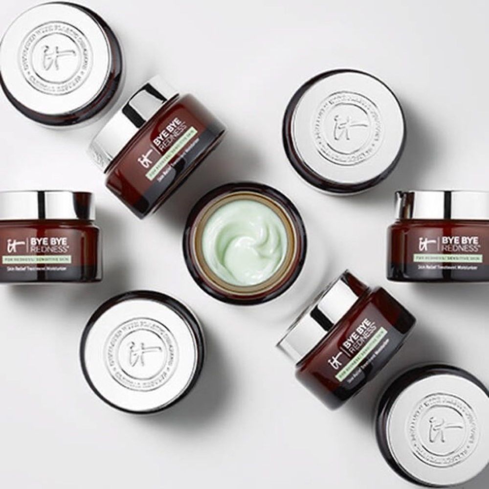 BRAND NEW IT COSMETICS BYE BYE REDNESS